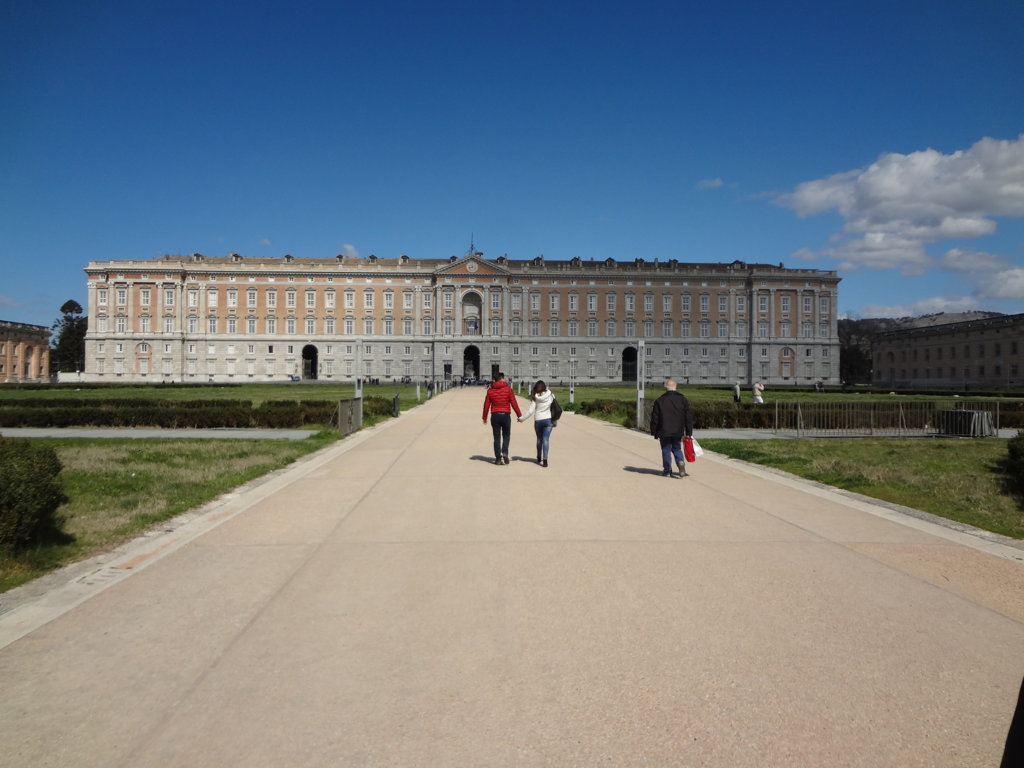 Facciata della Reggia di Caserta